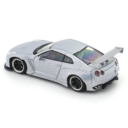 Miniature Nissan Skyline GT-R R35 silver 1:64 - KEYPIT™